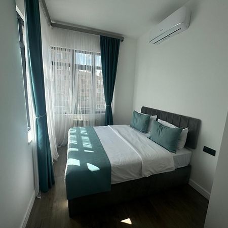 Luxe Apartment In Center Erivan Exterior foto