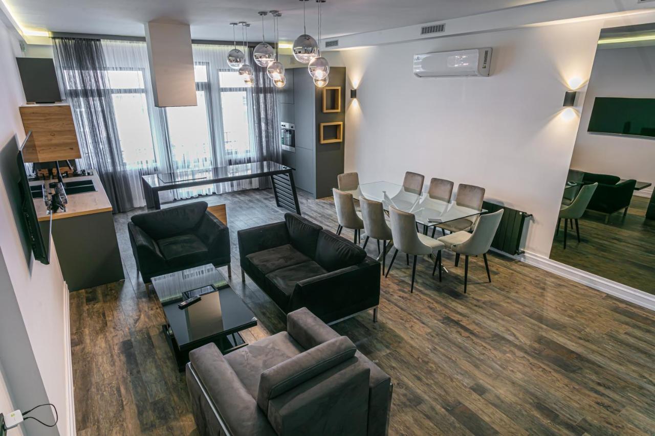 Luxe Apartment In Center Erivan Exterior foto