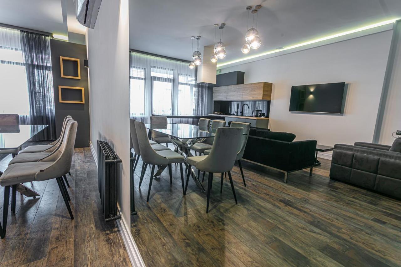 Luxe Apartment In Center Erivan Exterior foto