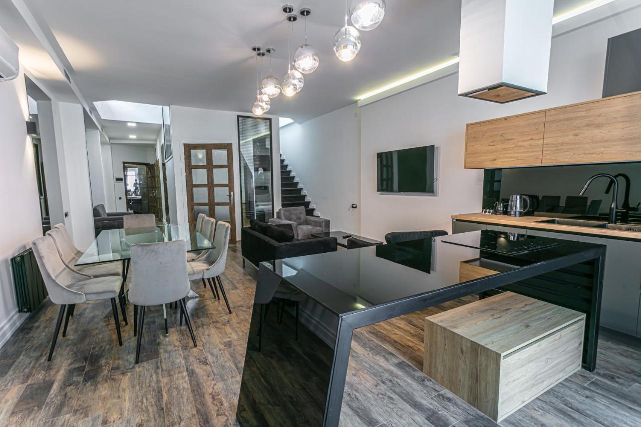 Luxe Apartment In Center Erivan Exterior foto