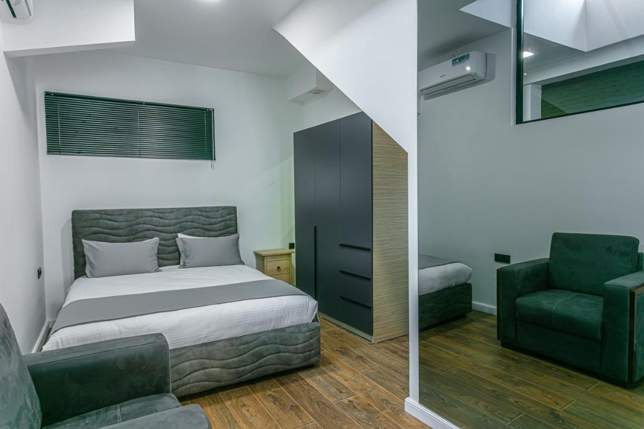 Luxe Apartment In Center Erivan Exterior foto