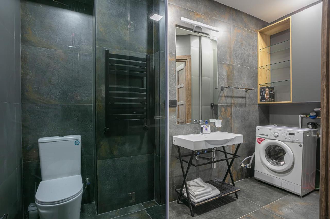 Luxe Apartment In Center Erivan Exterior foto
