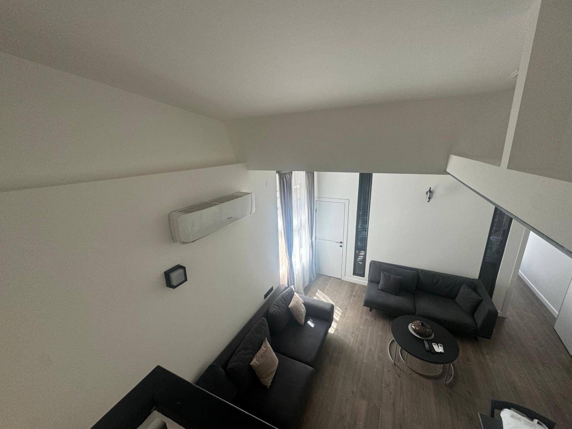 Luxe Apartment In Center Erivan Exterior foto