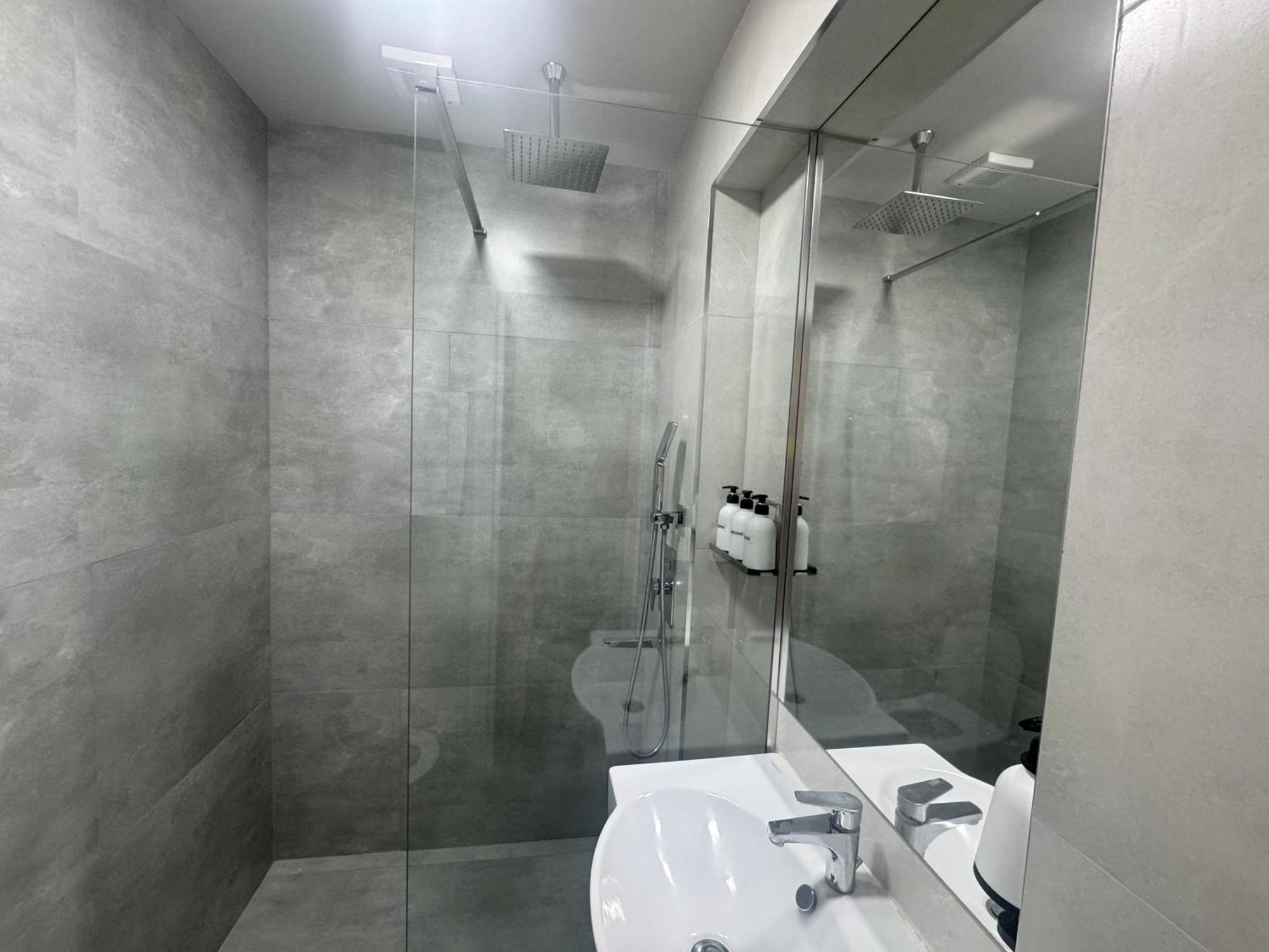 Luxe Apartment In Center Erivan Exterior foto